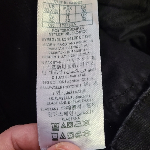 Guess Jeans - Picture 3 of 4